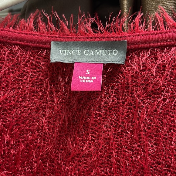VINCE CAMUTO RED TOP SZ S - Picture 3 of 3